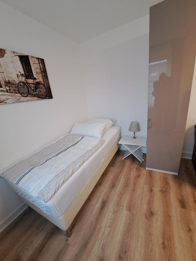 Muttis Apartment Mönchengladbach Zewnętrze zdjęcie